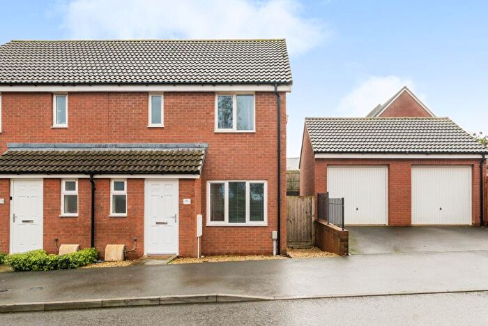 3 Bedroom Semi Detached House For Sale In Pincombe Road, Bideford, Devon, EX39