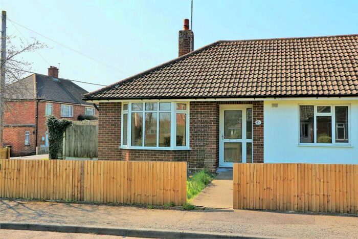 3 Bedroom Bungalow To Rent In Firtree Close, Rough Common, CT2