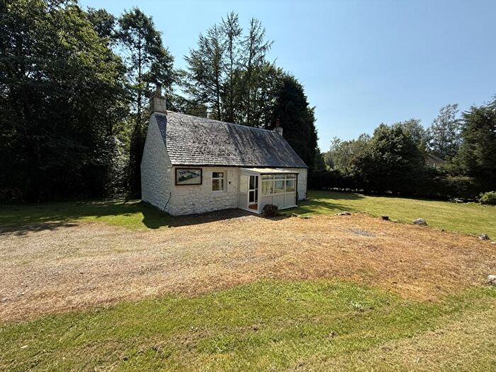 2 Bedroom Cottage For Sale In Tigh Mo Mhiann, Bunroy, Roy Bridge, PH31