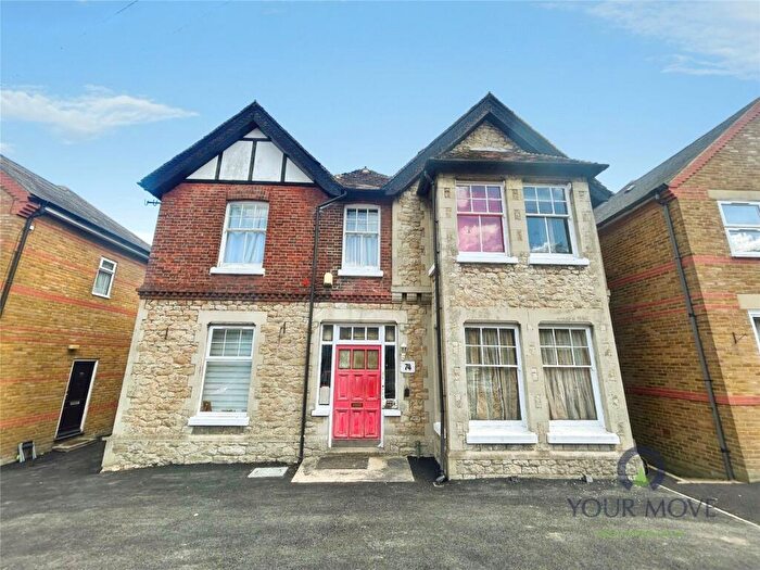 1 Bedroom Flat For Sale In London Road, Maidstone, Kent, ME16