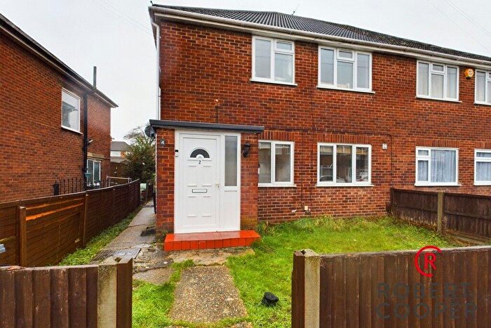 2 Bedroom Apartment To Rent In Primrose Gardens, South Ruislip, HA4