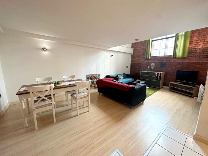 2 Bedroom Flat To Rent In Sorting Office, Mirabel Street, M3