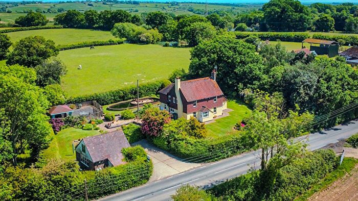 3 Bedroom Detached House For Sale In Wartling Road, Hailsham, BN27