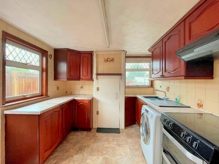 2 Bedroom Semi-Detached House For Sale In Maypole Road, Tiptree, CO5
