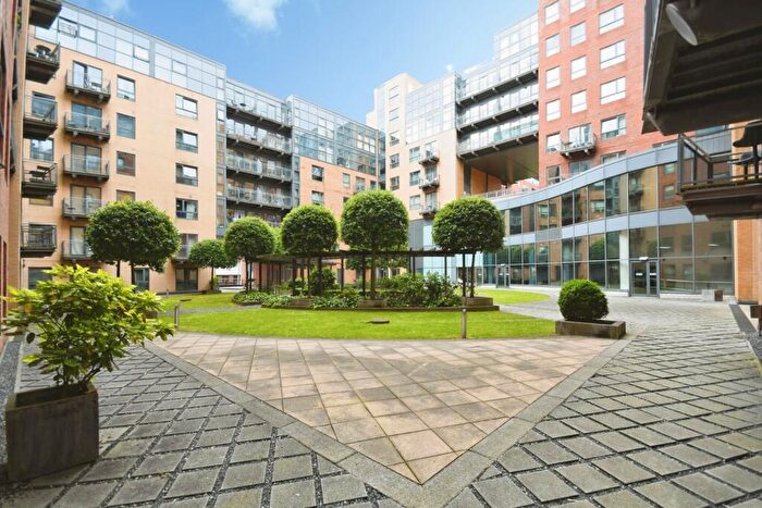 1 Bedroom Flat For Sale In Fitzwilliam Street, Sheffield, S1