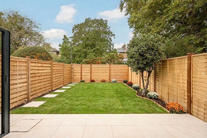 4 Bedroom End Terrace House For Sale In Cecil Road, London, SW19
