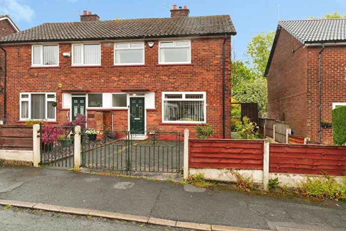 3 Bedroom Semi-Detached House For Sale In Wildbrook Road, Little Hulton, Manchester, Greater Manchester, M38