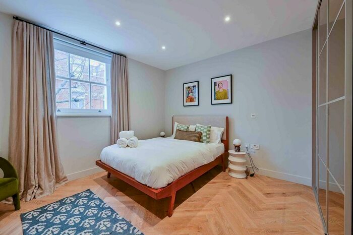 1 Bedroom Flat To Rent In Charlotte Street, Fitzrovia, London, W1T