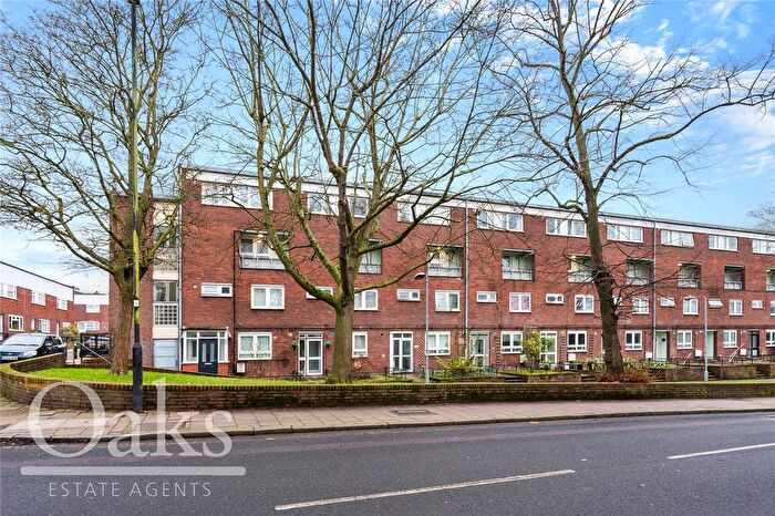 3 Bedroom Flat To Rent In Upper Tulse Hill, Tulse Hill, SW2