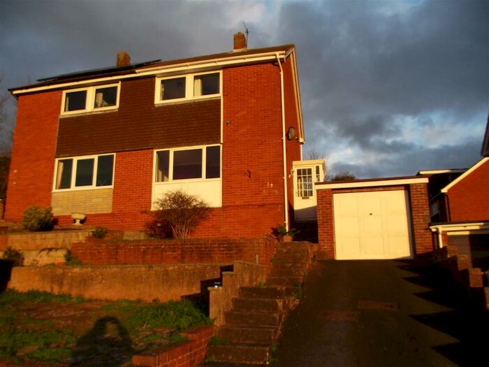 3 Bedroom House To Rent In Broadfields, Exeter, EX2