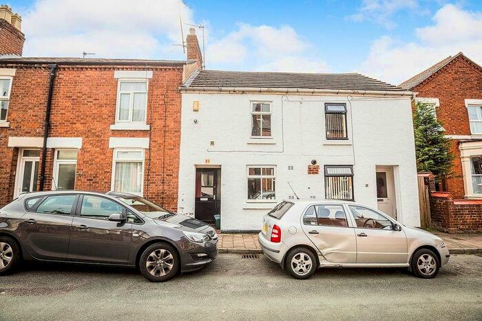 2 Bedroom Property To Rent In Louise Street, Chester CH1
