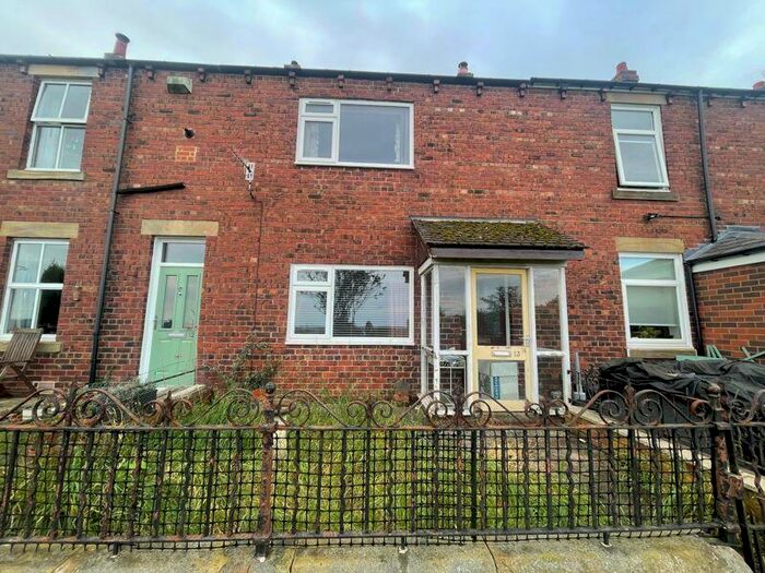 2 Bedroom Terraced House For Sale In Rockwood Gardens, Ryton, NE40