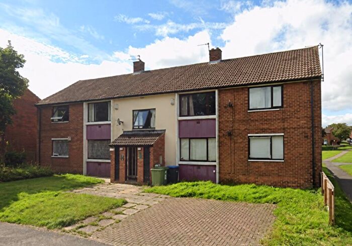 3 Bedroom Flat For Sale In Flat Sledmere Close, Peterlee, County Durham, SR8
