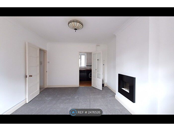 1 Bedroom Flat To Rent In Victor Cazalet House, London, N1