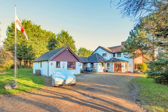 7 Bedroom Detached House For Sale In Farningham Hill Road Farningham, DA4