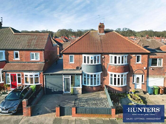 3 Bedroom Semi Detached House For Sale In Dykelands Road, Seaburn, Sunderland, SR6