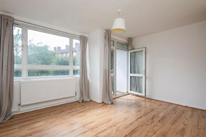 1 Bedroom Flat To Rent In Blackstock Road, London, N5