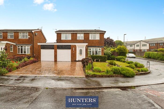 4 Bedroom House For Sale In Haycock Close, Stalybridge, SK15