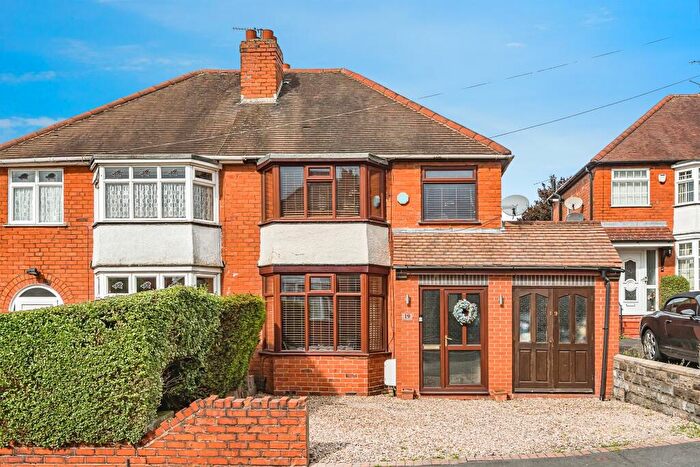 3 Bedroom Semi-Detached House For Sale In Sledmore Road, Dudley, DY2