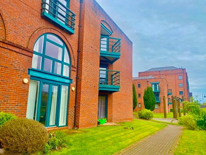 1 Bedroom Flat For Sale In Hoole Lane, Chester, CH2