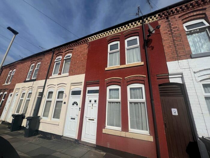 2 Bedroom Terraced House To Rent In Lothair Road, Aylestone, LE2
