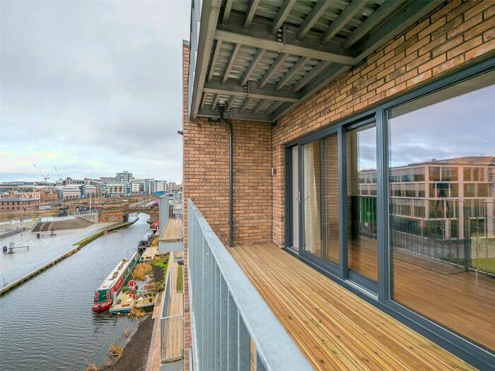 2 Bedroom Detached House To Rent In Horne Terrace, Edinburgh, EH11