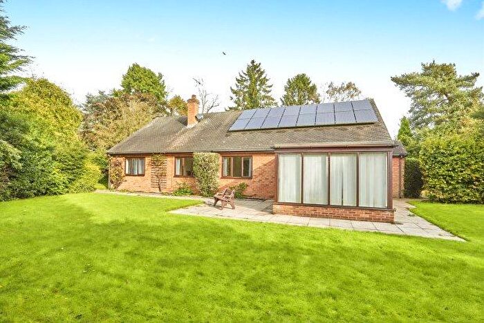 3 Bedroom Bungalow To Rent In Fishpond Lane Egginton, Derby, DE65