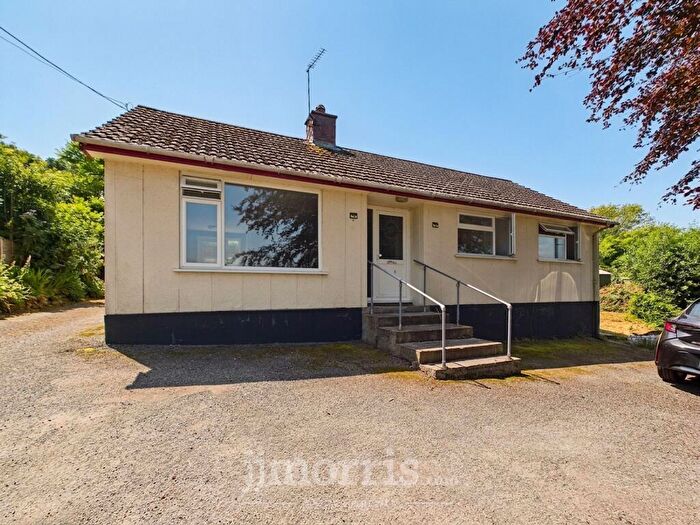 3 Bedroom Detached Bungalow For Sale In St. Brides Lane, Saundersfoot, SA69
