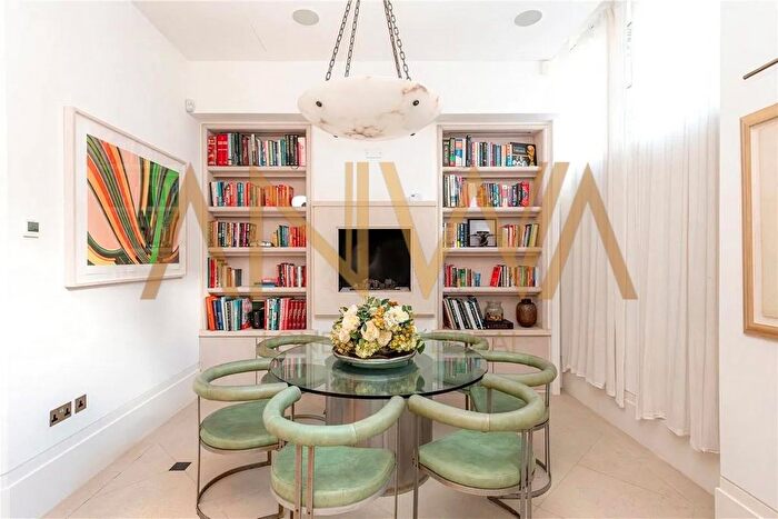 1 Bedroom Terraced House For Sale In Adams Row, London, W1K