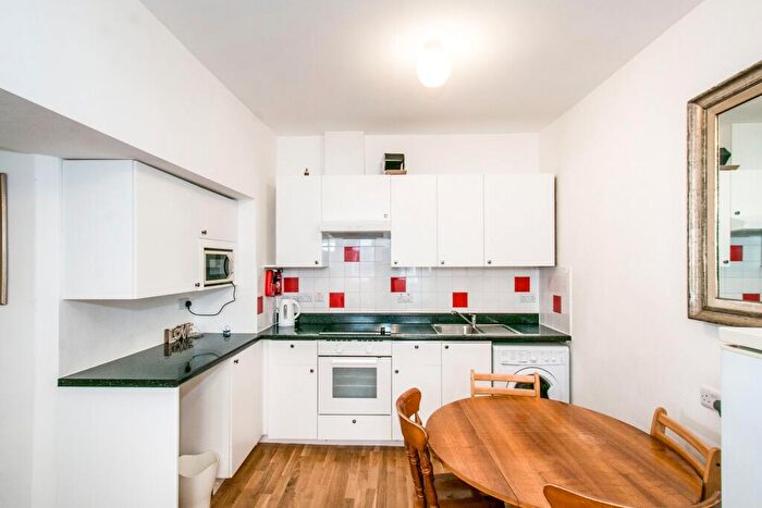 2 Bedroom Apartment To Rent In St Michaels Road, Bournemouth, BH2