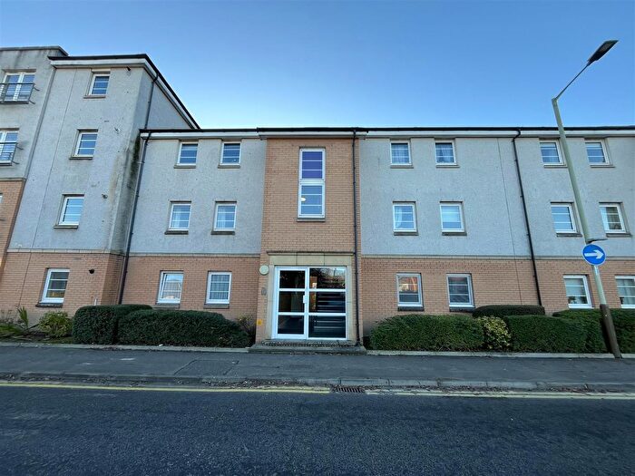 2 Bedroom Flat To Rent In Florence Court, Perth, PH1