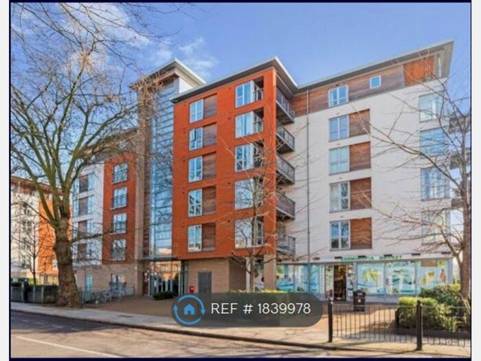 1 Bedroom Flat To Rent In Bevan Court, London, E3