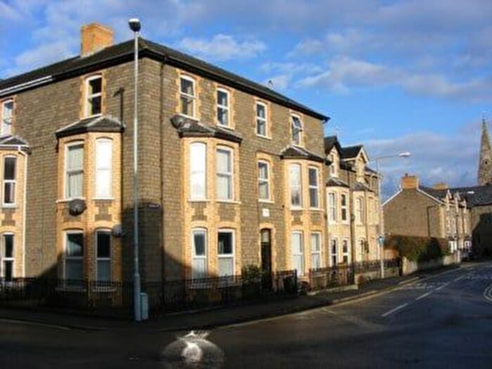2 Bedroom Flat To Rent In Church Street, Builth Wells, LD2