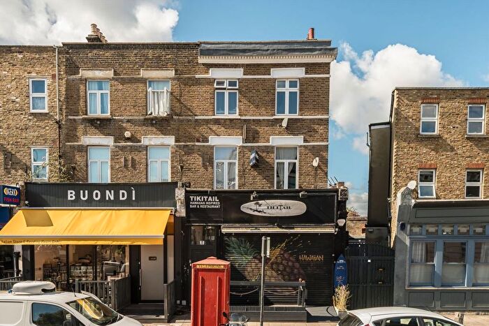 1 Bedroom Flat To Rent In Bedford Hill, Balham, SW12