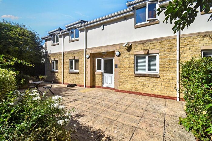 1 Bedroom Flat To Rent In Shire Lodge Close, Corby, NN17