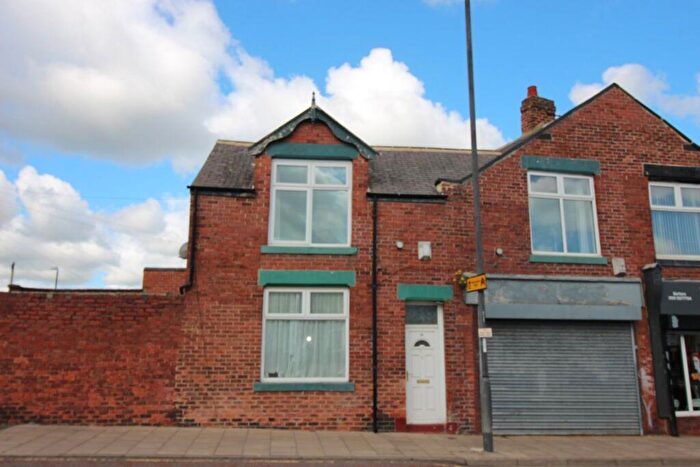 2 Bedroom House To Rent In Pallion Road, SR4