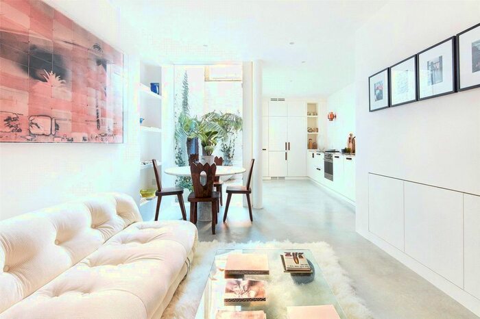 2 Bedroom Flat To Rent In Golborne Road, North Kensington, W10