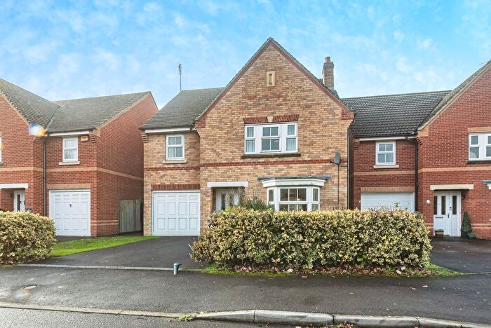 4 Bedroom Detached House For Sale In Kestrels Mead, Tadley, Berkshire, RG26