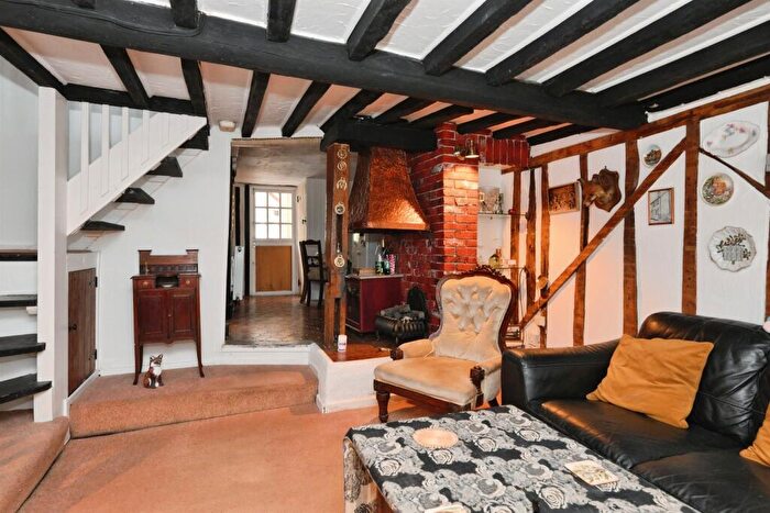 2 Bedroom Cottage For Sale In Church Street, Buntingford, SG9
