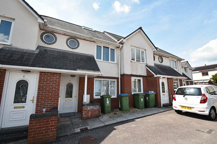 1 Bedroom Flat To Rent In Derlyn Road, Fareham, Hampshire, PO16