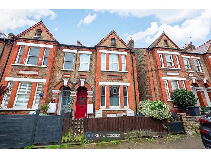 1 Bedroom Flat To Rent In Gipsy Road, London, SE27