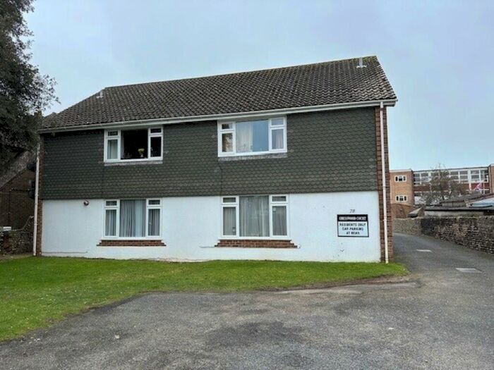 Apartment To Rent In Chesswood Road, Worthing, BN11