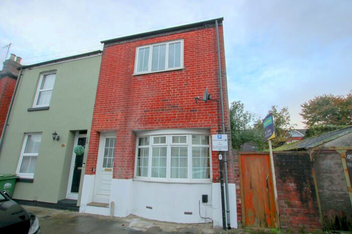 2 Bedroom End Of Terrace House To Rent In Liverpool Street, Inner Avenue, SO14