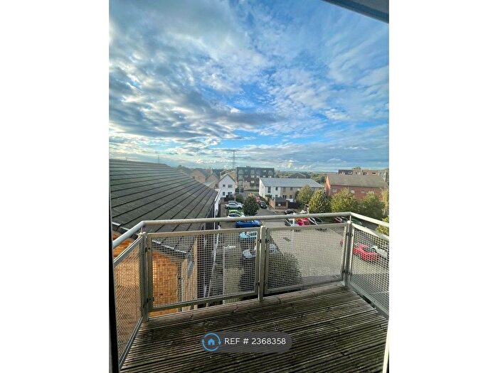 1 Bedroom Flat To Rent In Cloud Close, Dartford, DA1