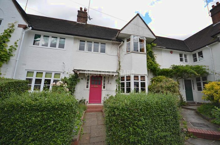 3 Bedroom Cottage To Rent In Wordsworth Walk, London, NW11