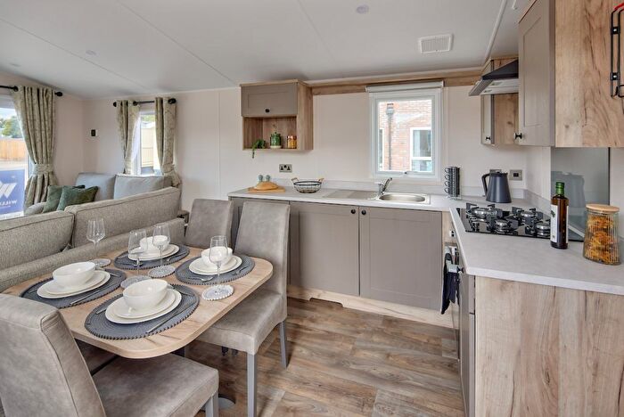 2 Bedroom Park Home For Sale In Pegwell Road, Ramsgate, CT11