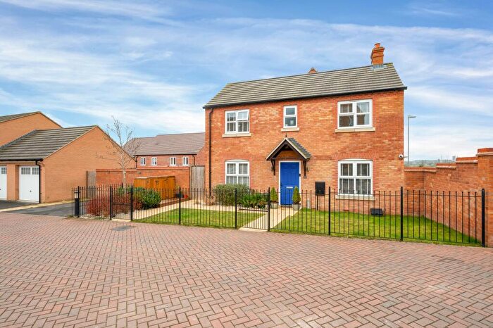 3 Bedroom Detached House For Sale In Shepherd Mews, Stamford, PE9