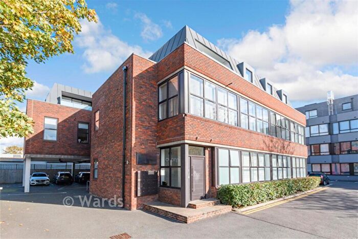 2 Bedroom Apartment For Sale In Elmcroft Road, Petts Wood, Orpington, Kent, BR6