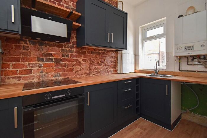 1 Bedroom Flat To Rent In Emmanuel Road, Hastings, TN34