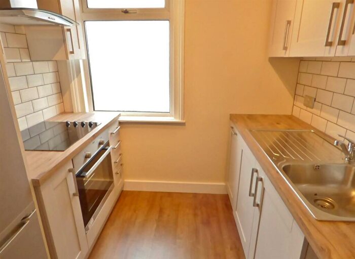 2 Bedroom Apartment To Rent In Norfolk Road, Littlehampton, BN17
